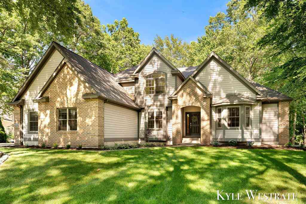 Homes For Sale - 6334 Red Rock Court <br/> Muskegon, MI 49444