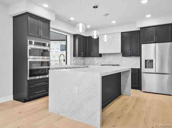 Condo For Rent - 953 Smart Town Drive <br/> Dearborn, MI 48126