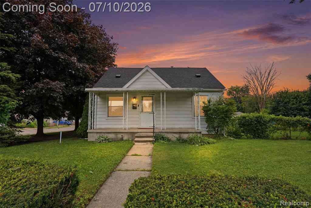 Homes For Sale - 1642 Lathers Street <br/> Wayne County, Garden City, MI 48135