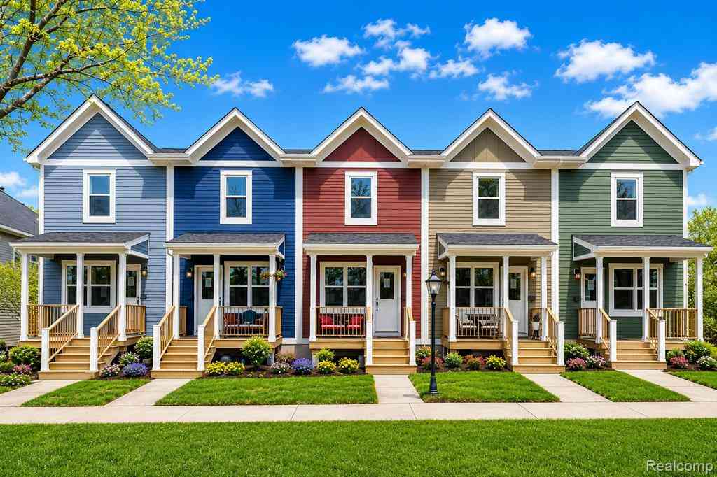 Condo For Sale - 223 N Grove Street  #5<br/> Ypsilanti, MI 48198