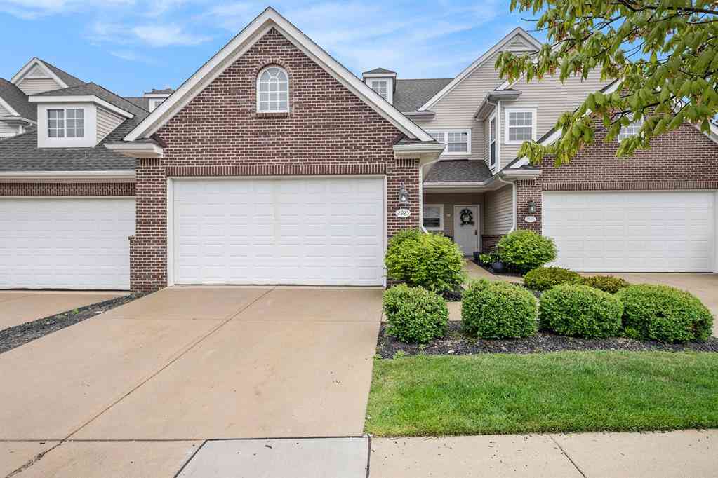 Condo For Rent - 2925 N Knightsbridge Circle <br/> Ann Arbor, MI 48105