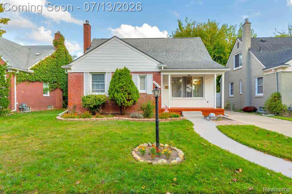 Homes For Sale - 23430 Tireman Street <br/> Dearborn Heights, MI 48127