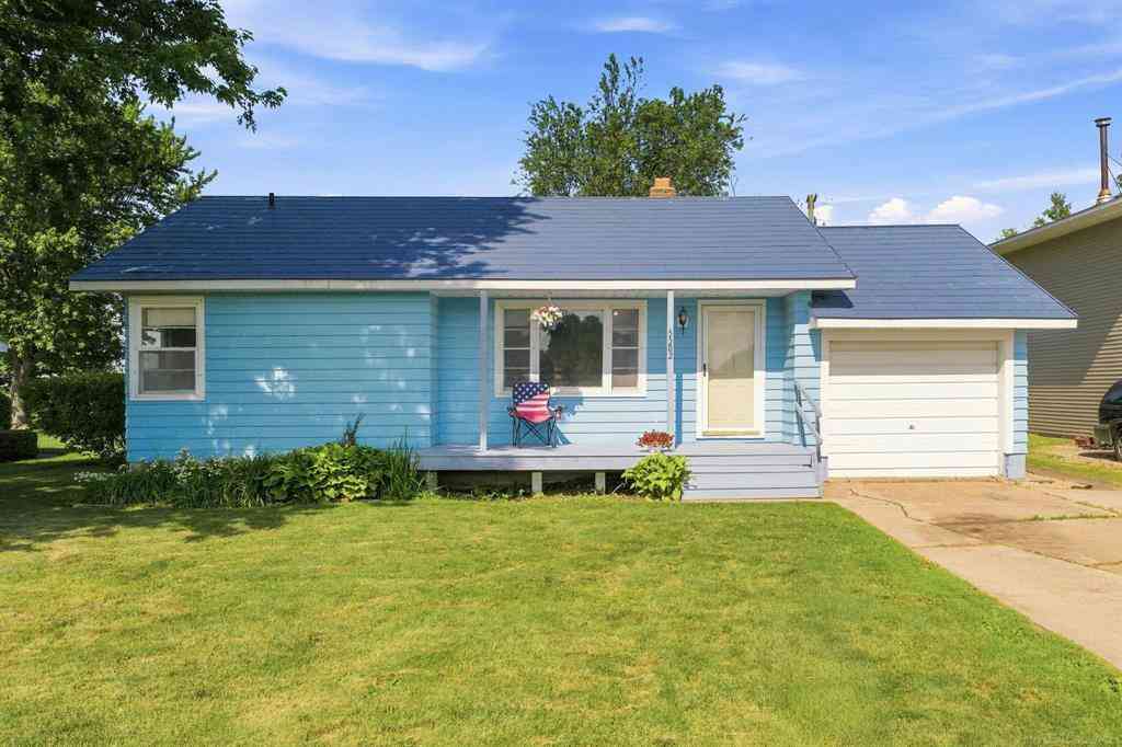 Homes For Sale - 5582 Peck` Street <br/> Sanilac County, Peck, MI 48466