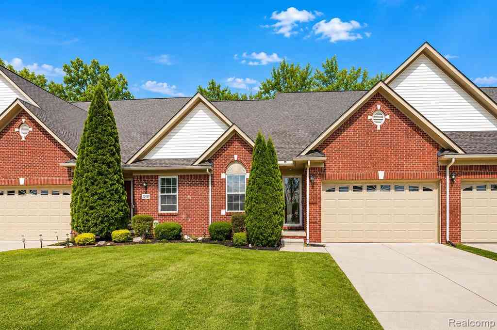 Condo For Sale - 20789 Hummingbird Drive <br/> Wayne County, Romulus, MI 48174