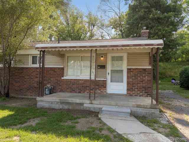 Homes For Sale - 415 Martin Luther King Jr Boulevard N N<br/> Pontiac, MI 48342