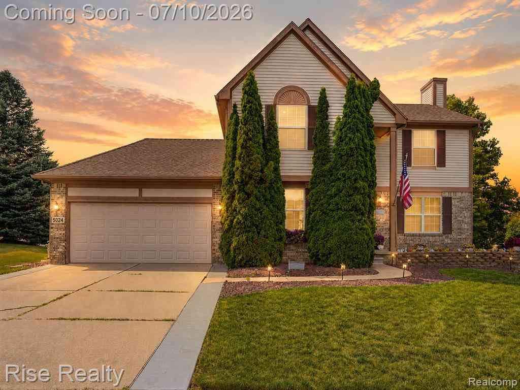 Homes For Sale - 8324 Sherwood Drive <br/> Genesee County, Grand Blanc, MI 48439