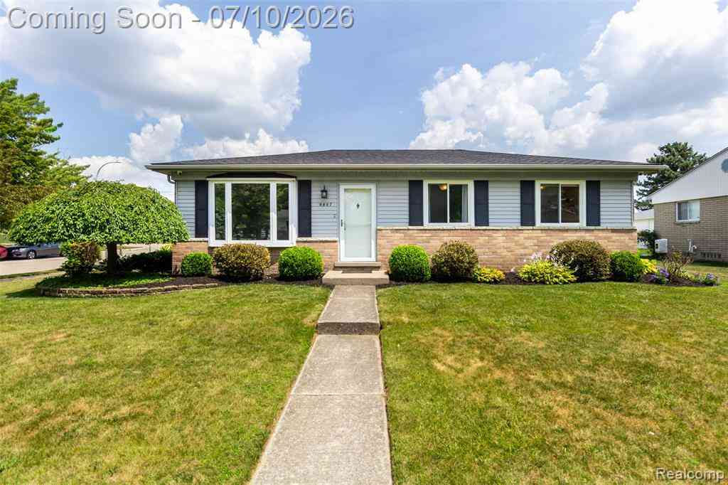 Homes For Sale - 9807 Fairbanks Street <br/> Wayne County, Belleville, MI 48111