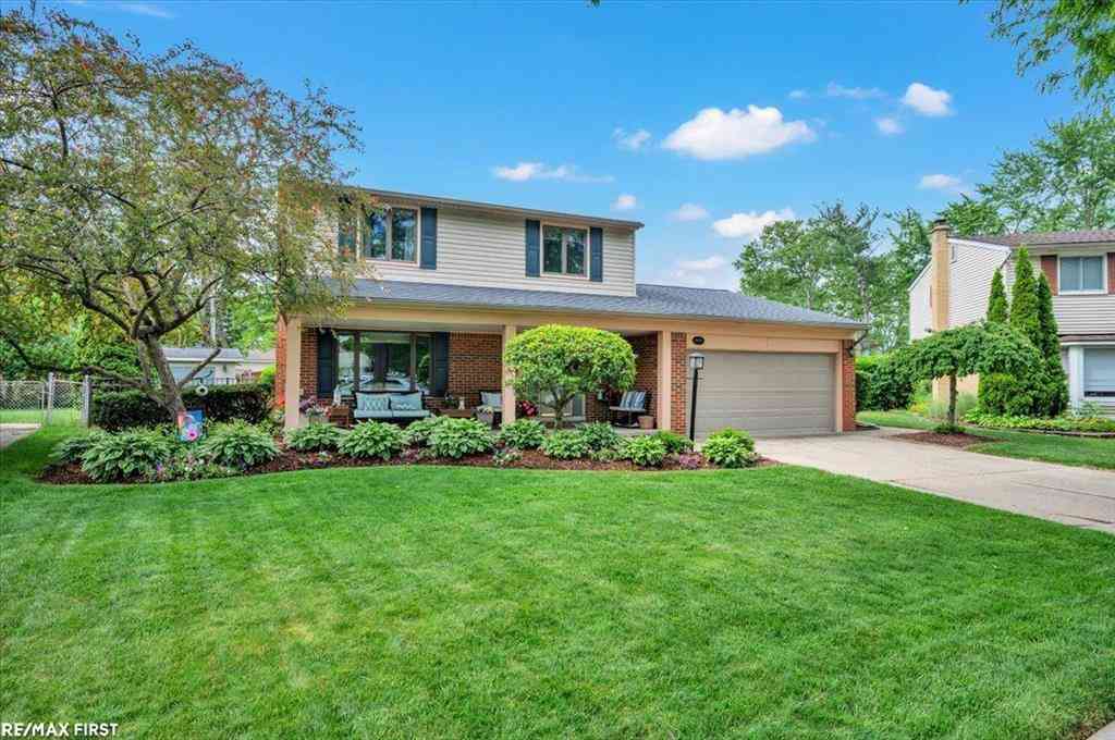 Homes For Sale - 39755 Spitz Drive <br/> Sterling Heights, MI 48313
