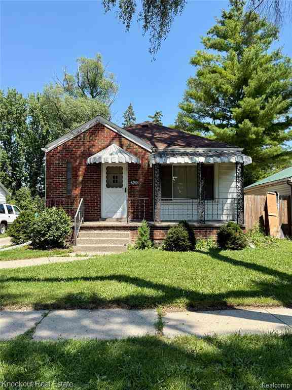 Homes For Sale - 2410 N Clinton Street <br/> Saginaw County, Saginaw, MI 48602
