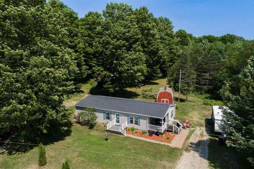 Homes For Sale - 223 Pinecrest Lane <br/> Beulah, MI 49617