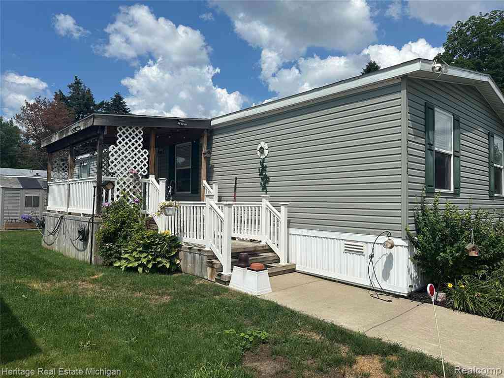 Homes For Sale - 50948 Connecticut  <br/> Novi, MI 48374