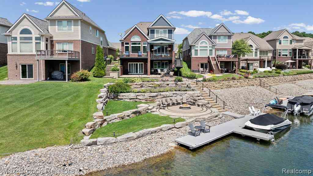 Condo For Sale - 10812 Waterfall Court <br/> Livingston County, South Lyon, MI 48178