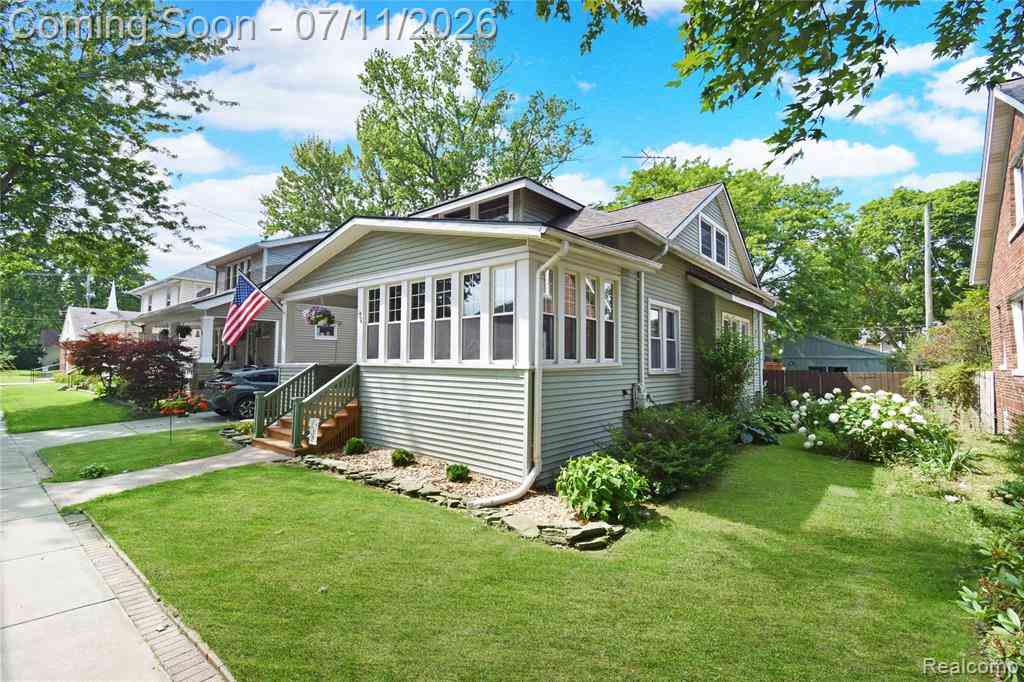 Homes For Sale - 34 Moser Place <br/> Macomb County, Mt. Clemens, MI 48043