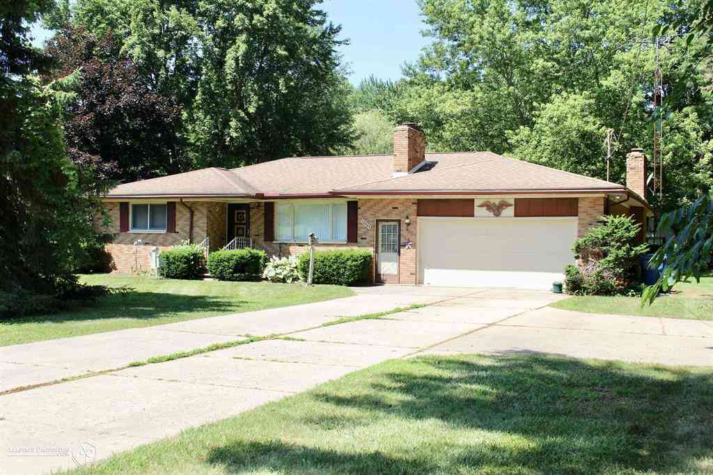 Homes For Sale - 10483 Elms Road <br/> Genesee County, Montrose, MI 48457