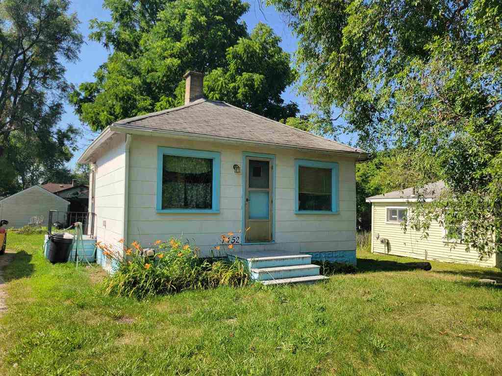 Homes For Sale - 1452 Norton Street <br/> Genesee County, Burton, MI 48529