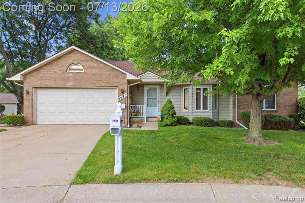 Condo For Sale - 4485 Virginia Court  #25<br/> Genesee County, Swartz Creek, MI 48473