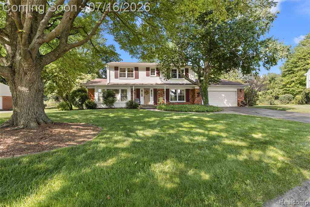 Homes For Sale - 2632 Kopson Court <br/> Bloomfield Hills, MI 48304