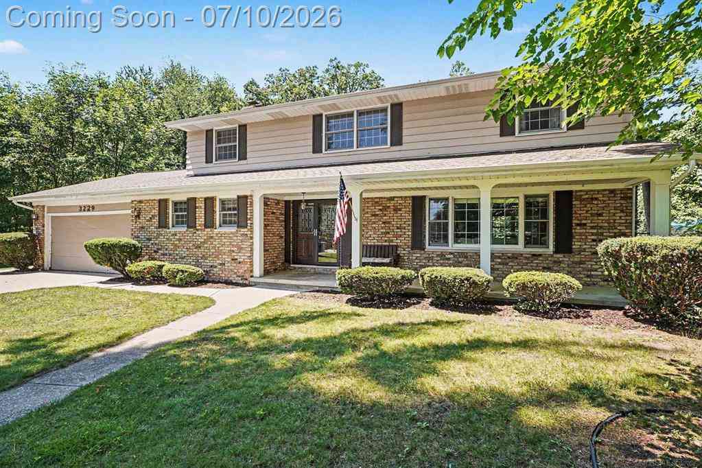 Homes For Sale - 3229 Delevan Drive <br/> Saginaw, MI 48603