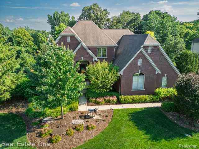 Homes For Sale - 1067 Newgate Court <br/> Oakland, MI 48363