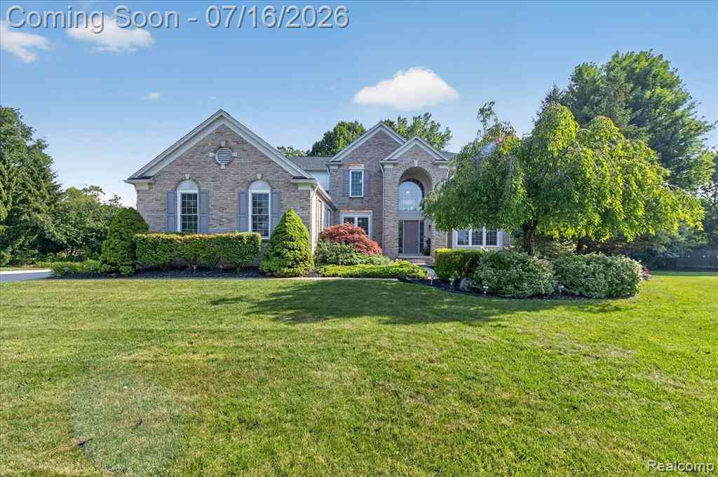 Homes For Sale - 48560 Manhattan Circle <br/> Canton, MI 48188