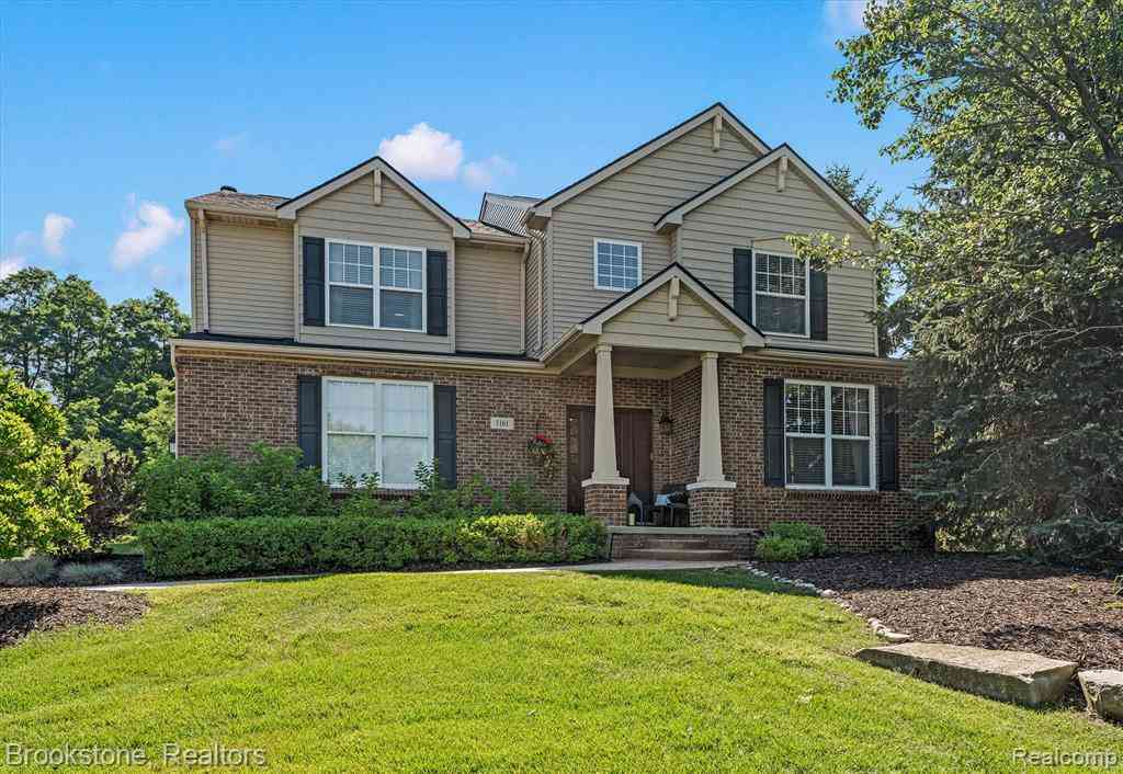 Homes For Sale - 1161 Glass Lake Circle <br/> Oxford, MI 48371