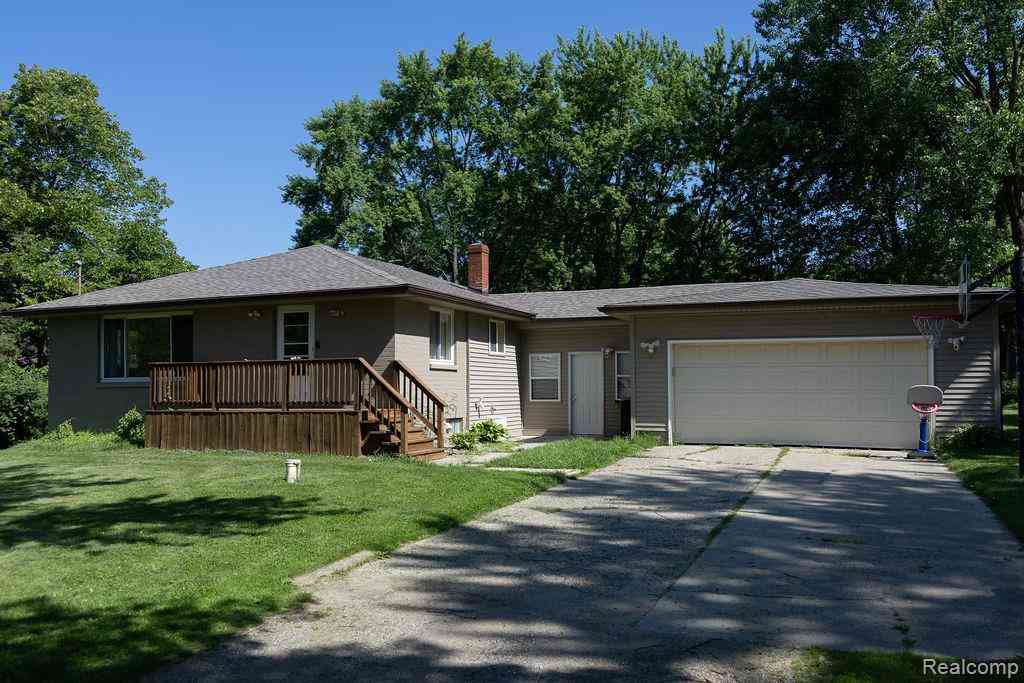 Homes For Sale - 5052 Beecher Road <br/> Genesee County, Flint, MI 48532