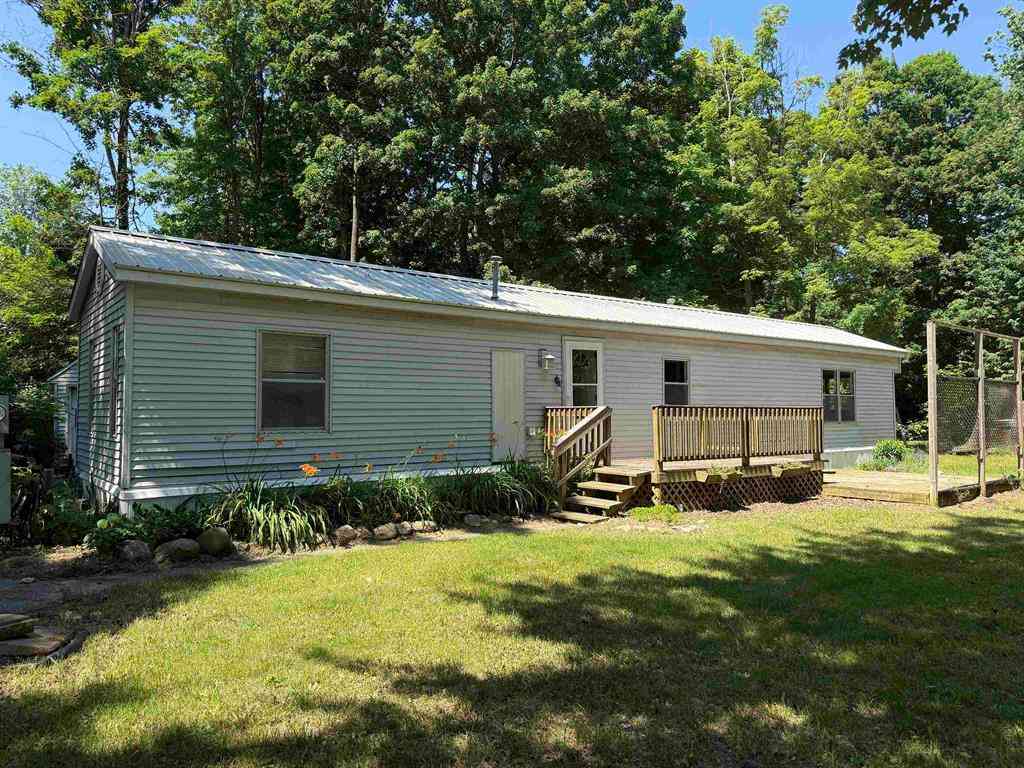 Homes For Sale - 4301 Hickory Drive <br/> Traverse City, MI 49685