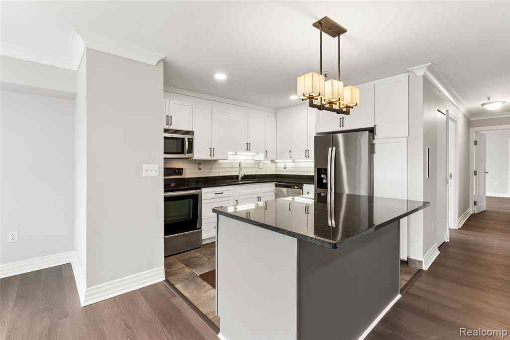 Condo For Sale - 1001 W Jefferson Avenue  #2A<br/> Wayne County, Detroit, MI 48226