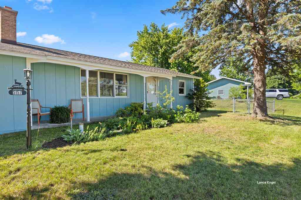 Homes For Sale - 5157 Highland Drive <br/> Traverse City, MI 49685