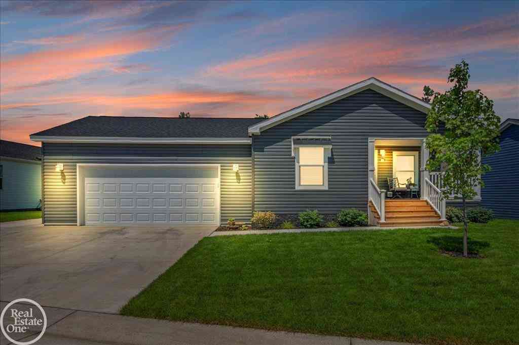 Homes For Sale - 184 Riviera Drive <br/> Lapeer County, Lapeer, MI 48446