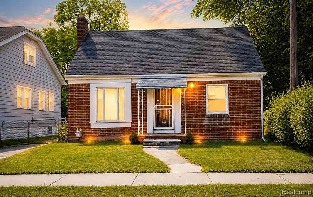 Homes For Sale - 19721 Klinger Street <br/> Detroit, MI 48234