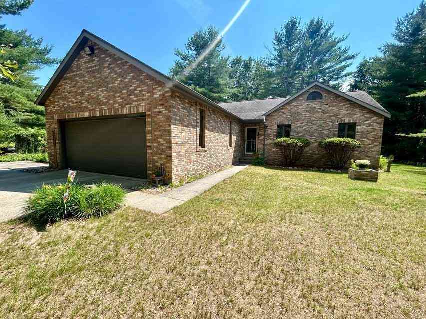 Homes For Sale - 3557 W Pinewood Drive <br/> Roscommon County, Roscommon, MI 48653