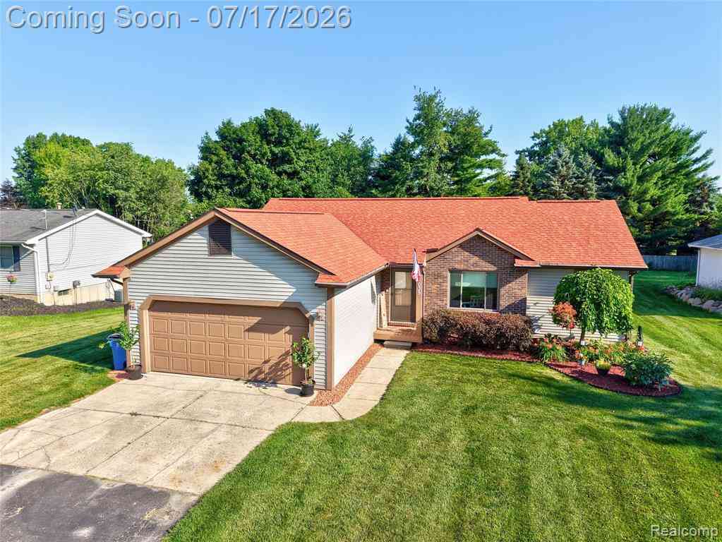 Homes For Sale - 5035 Island View Drive <br/> Linden, MI 48451