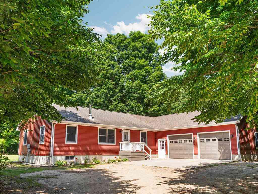 Homes For Sale - 3551 Donna Lane <br/> Wexford County, Cadillac, MI 49601
