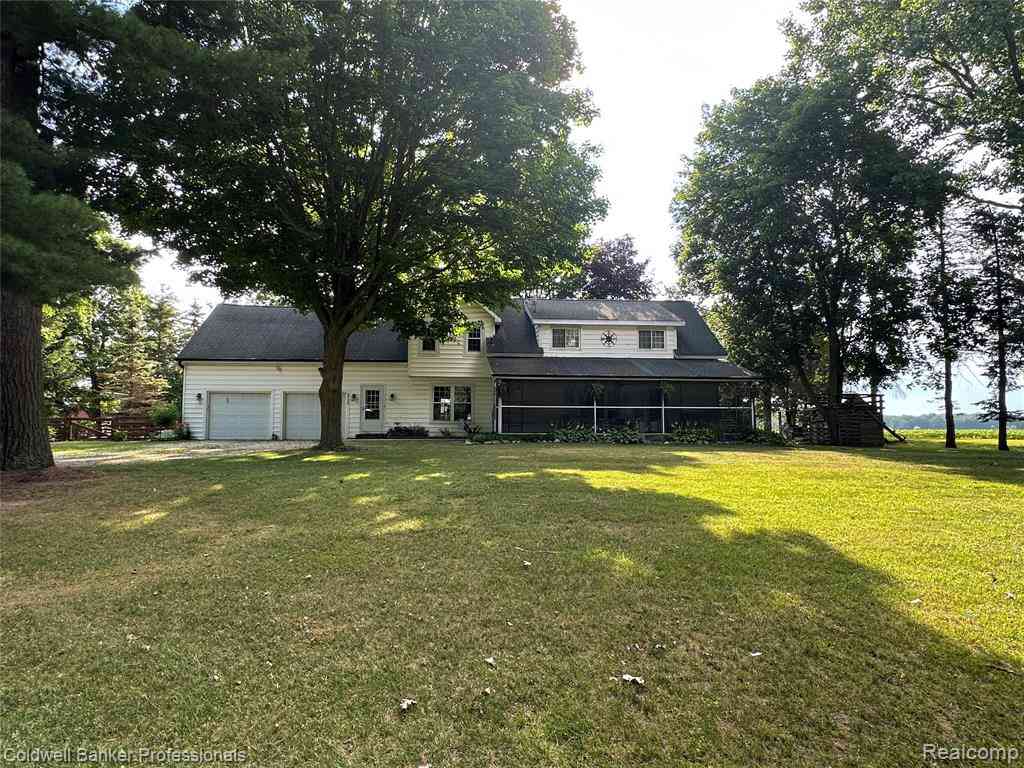 Homes For Sale - 2119 Haines Road <br/> Lapeer, MI 48446