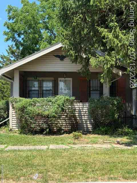 Homes For Sale - 2830 Reynolds Street <br/> Genesee County, Flint, MI 48503
