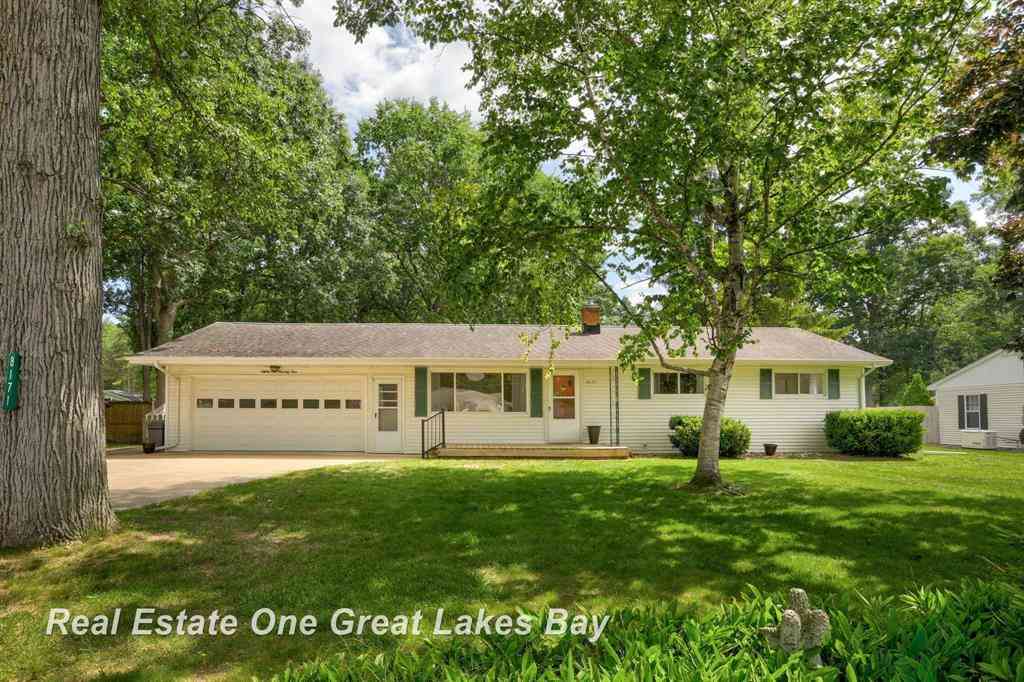 Homes For Sale - 8171 Geddes Road <br/> Saginaw County, Saginaw, MI 48609