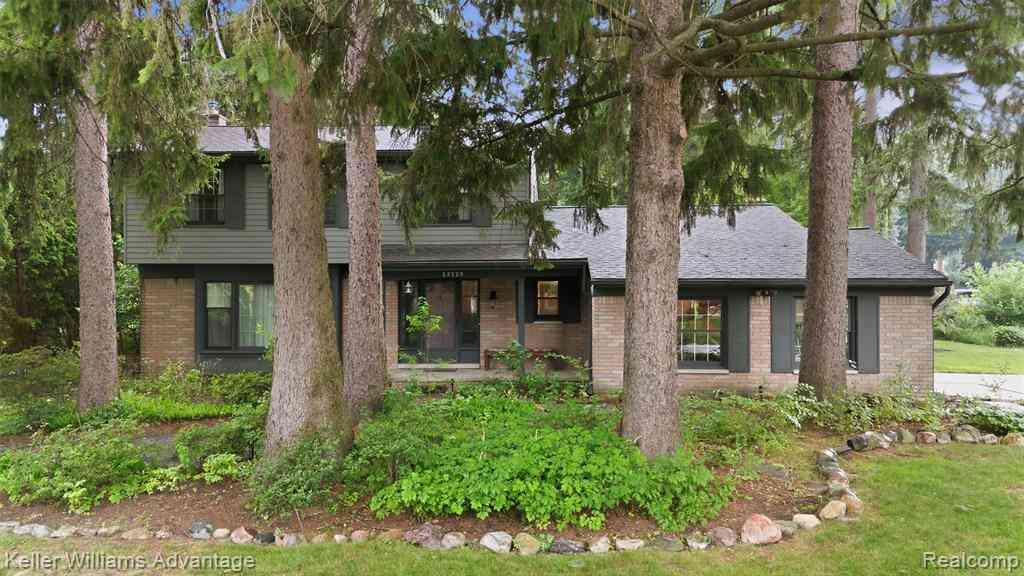 Homes For Sale - 23229 Gilbar Street <br/> Novi, MI 48375