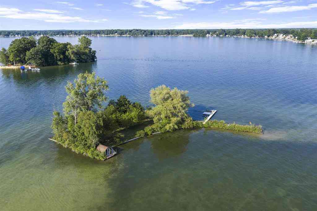 Homes For Sale - 2483 Crystal  <br/> Montcalm County, Crystal, MI 48818