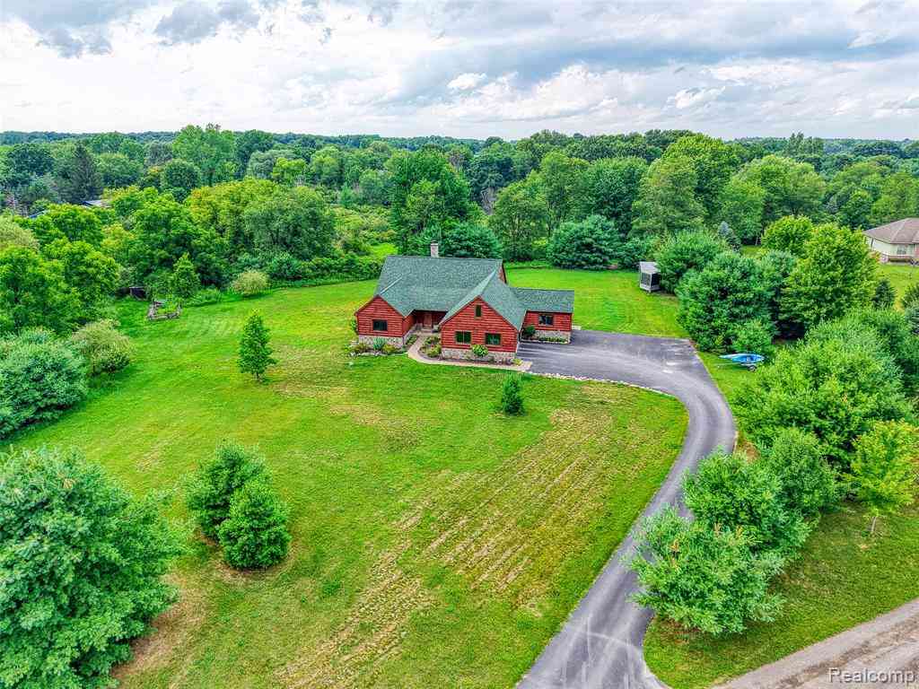 Homes For Sale - 7200 Wiggins Road <br/> Livingston County, Howell, MI 48855