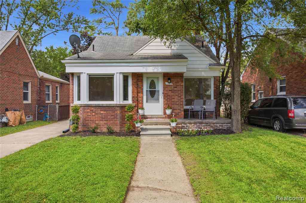 Homes For Sale - 11363 Riverdale  <br/> Redford, MI 48239
