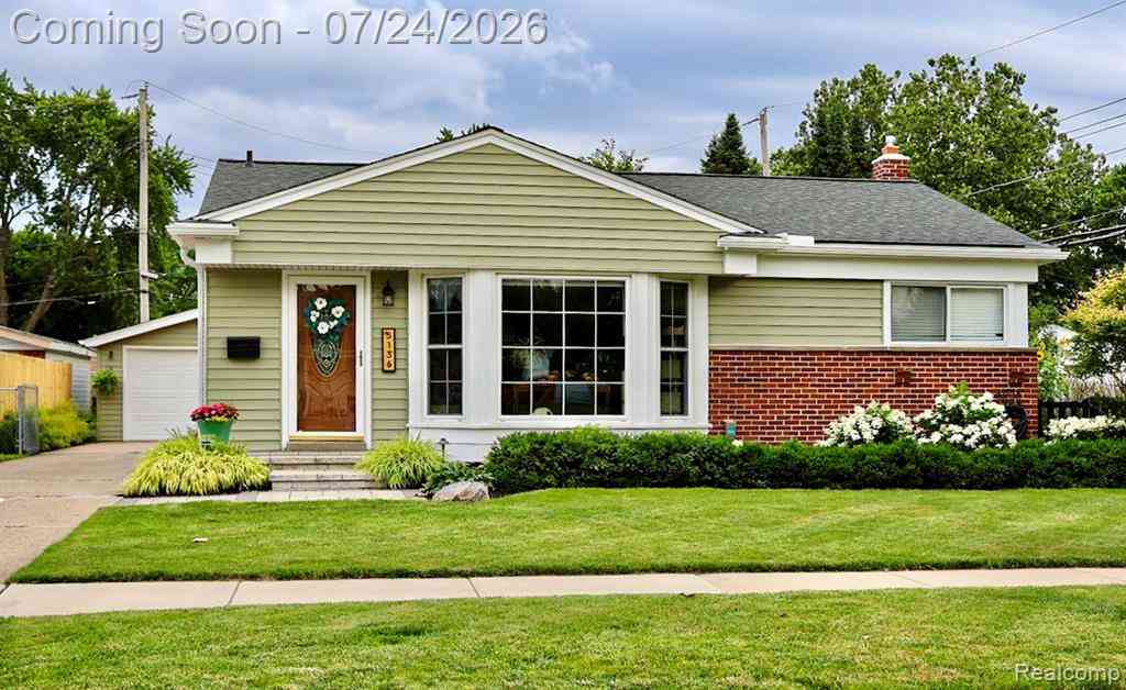 Homes For Sale - 5136 Earl Drive <br/> Warren, MI 48092