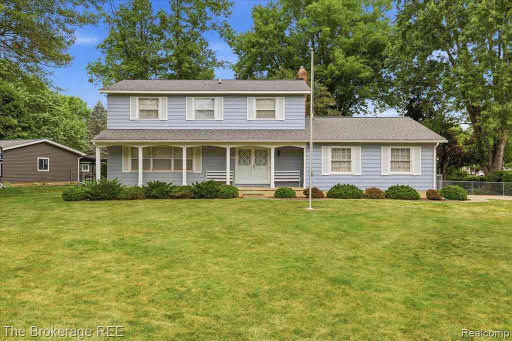 Homes For Sale - 4375 Esta Drive <br/> Genesee County, Flint, MI 48506