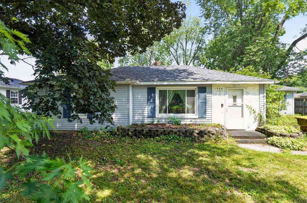 Homes For Sale - 1966 Phillips Avenue <br/> Holt, MI 48842