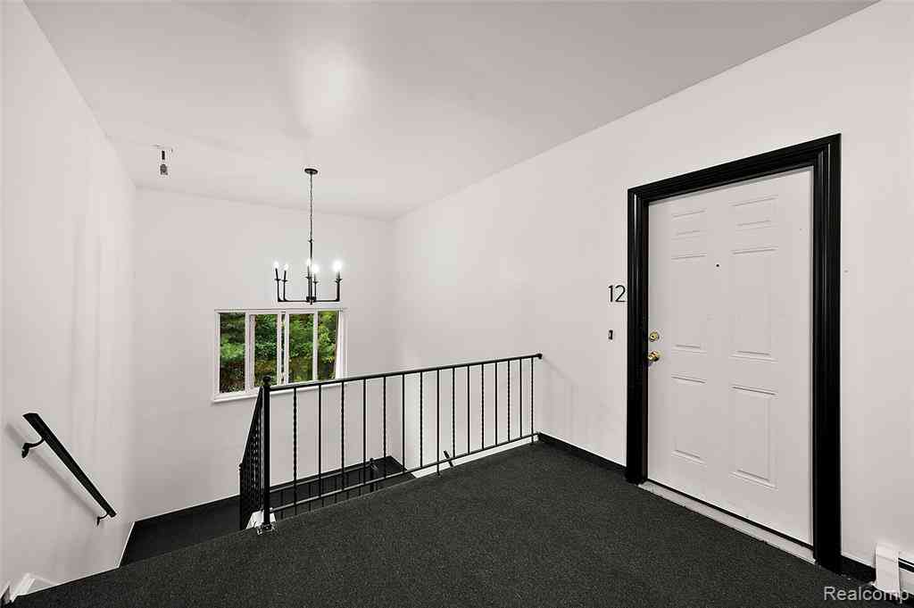 Condo For Rent - 384 W Drahner   #C12<br/> Oxford, MI 48371