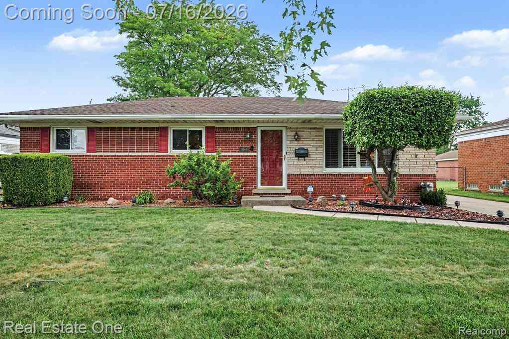 Homes For Sale - 31240 Regal Drive <br/> Warren, MI 48088