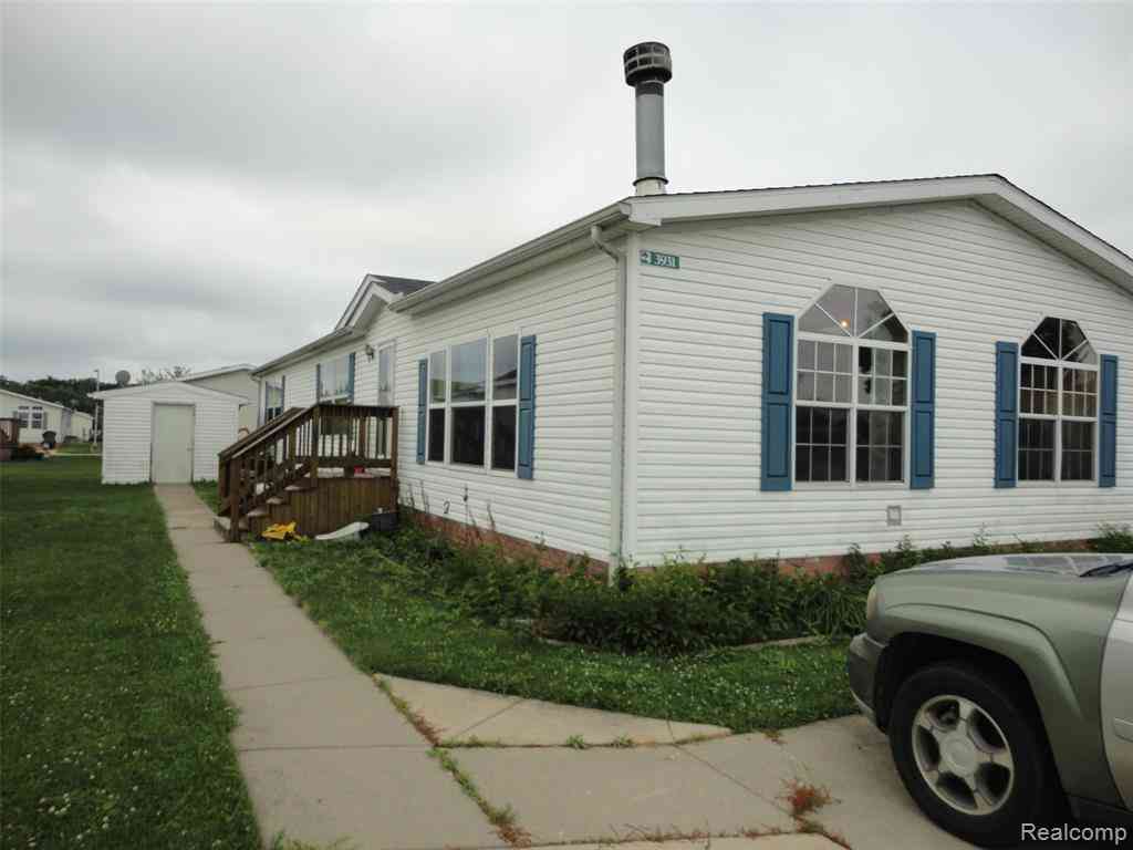 Homes For Sale - 5931 Megans Ridge  <br/> Monroe, MI 48161