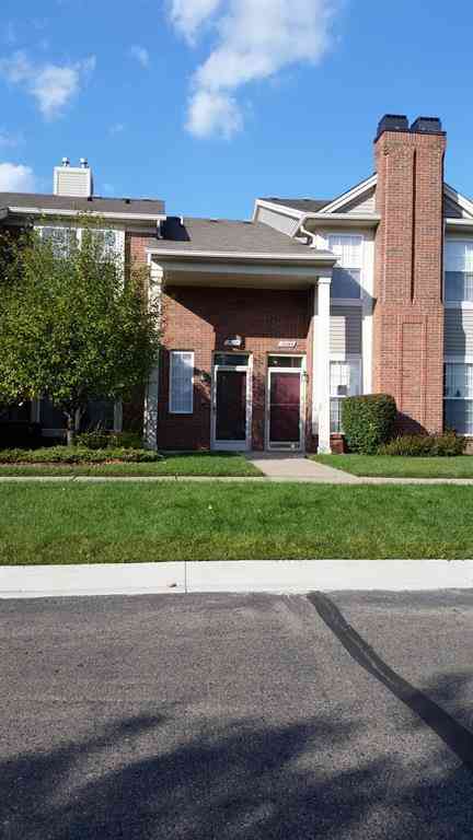 Condo For Sale - 15459 Cornell Drive <br/> Clinton Township, MI 48038