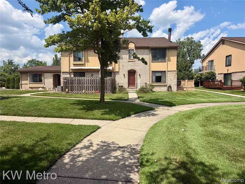 Condo For Sale - 41694 BEDFORD Bedford  <br/> Wayne County, Canton, MI 48187