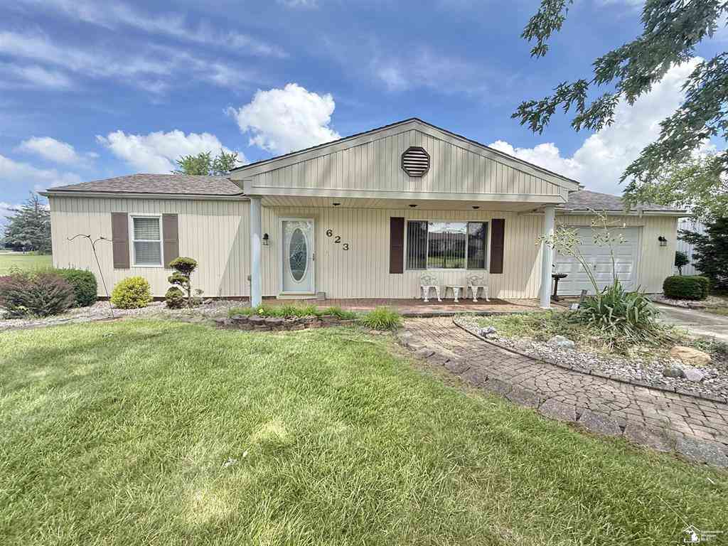 Homes For Sale - 623 Leveque Circle <br/> Carleton, MI 48117
